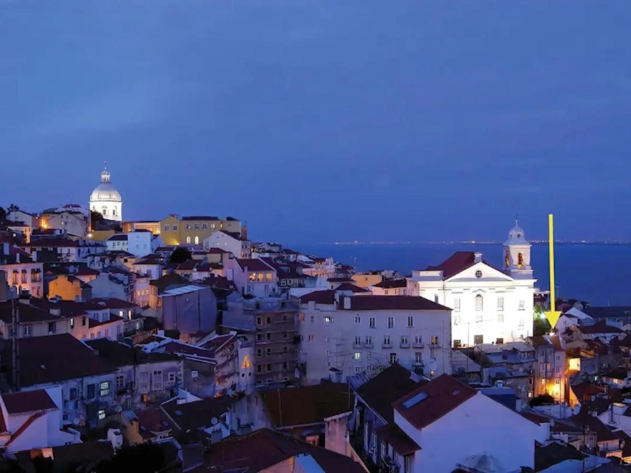 Stunning River View In Historic Alfama Appartement *