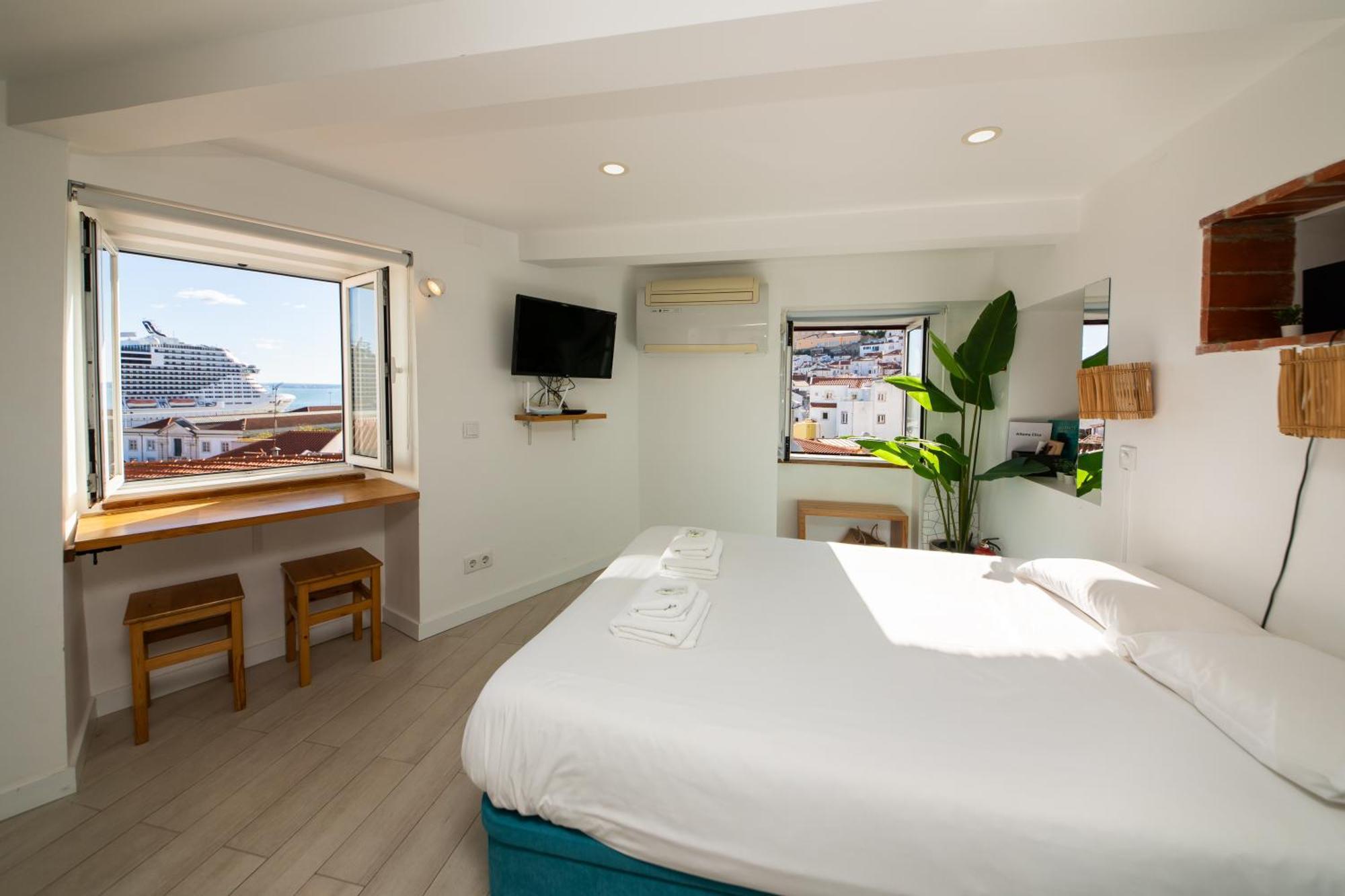 Appartement Stunning River View In Historic Alfama *
